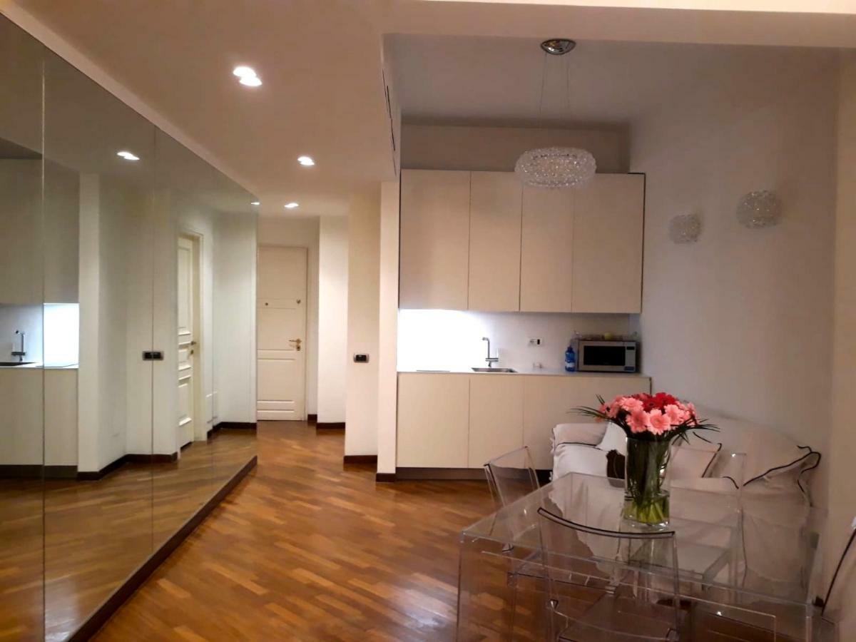 Ad Home Centro 제노바 외부 사진